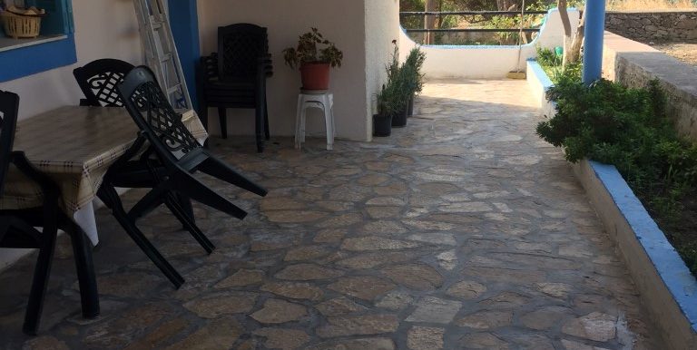 ΟΙΚΟΝΟΜΟΥ ΤΑΣΟΣ ΣΠΙΤΙ 09