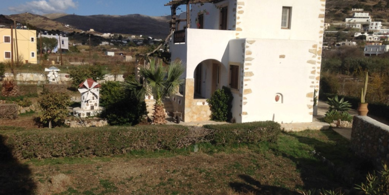 ΚΟΥΜΠΑΡΟΣ ΜΑΡΚΟΣ ΣΠΙΤΙ ΓΟΥΡΝΑ 05 (Medium)