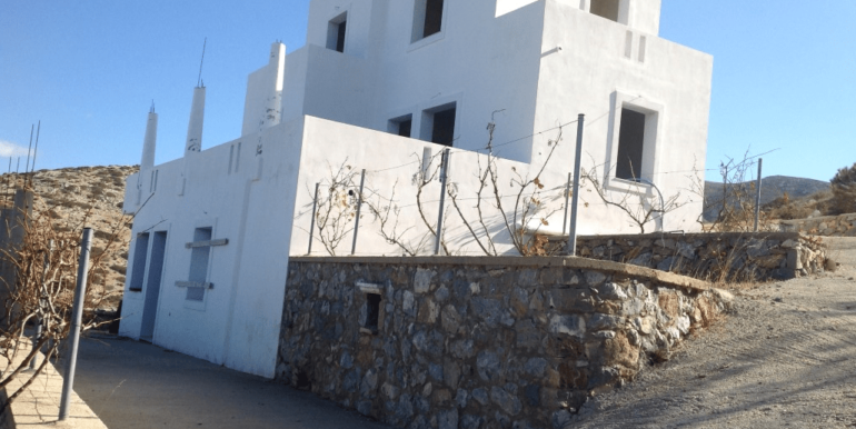 ΚΟΥΜΠΑΡΟΣ ΣΠΙΤΙΑ ΜΠΛΕΦΟΥΤΗ06-min