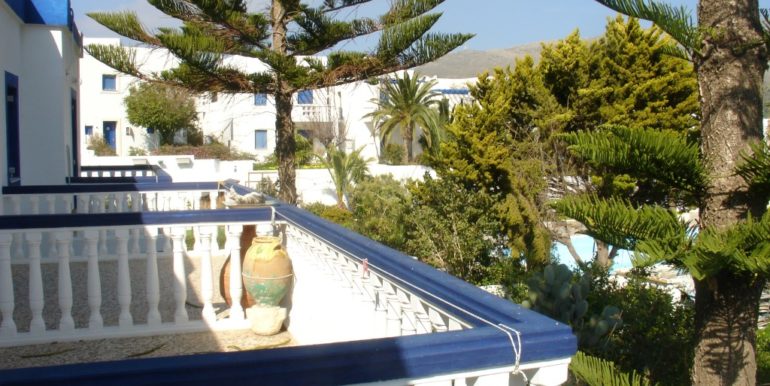 ΒΑΡΝΑΣ ΝΙΚΟΛΑΟΣ ΔΙΑΜΕΡΙΣΜΑΤΑ ΣΤΑ ΑΛΙΝΤΑ 012 (B405)