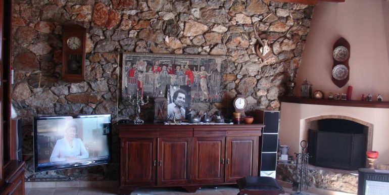 ΜΟΣΧΟΝΑΣ ΓΙΩΡΓΟΣ ΣΠΙΤΙ ΚΑΜΑΡΑΚΙ 014 (Η224)