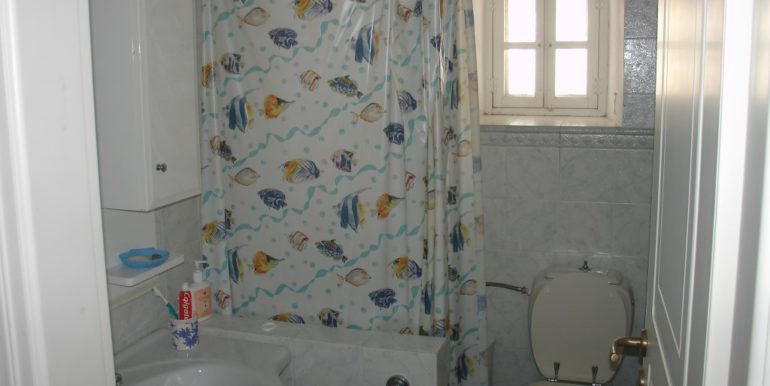 ΝΙΚΟΛΑΪΔΗΣ ΜΙΧΑΛΗΣ ΣΠΙΤΙ ΣΠΗΛΙΑ 006 (H226)