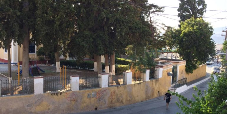 θεα προς σχολειο